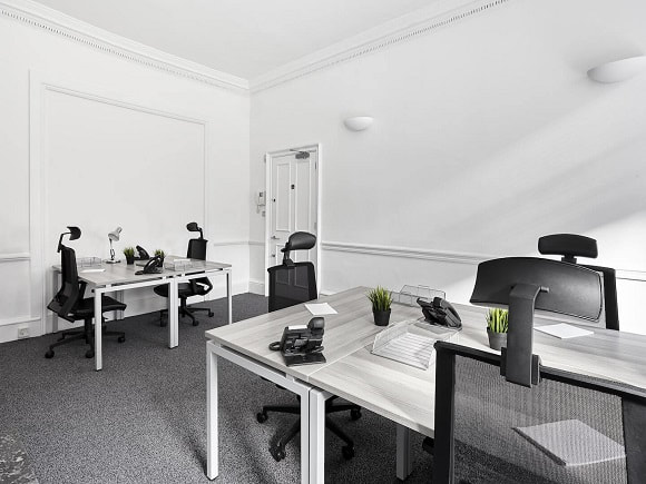 9 Percy Street small office