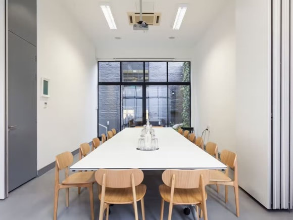 The Black And White Building meeting room