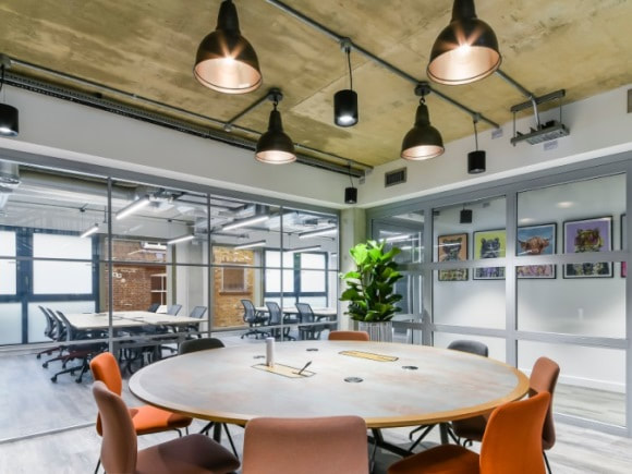 Hoxton Square meeting room