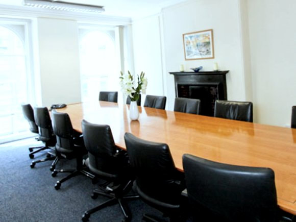 Queen Victoria Street meeting room
